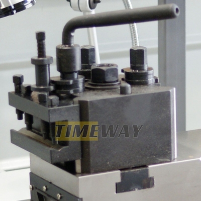 Conventional Gap-Bed Lathe Machine CL-800 Il tuo partner nella lavorazione di pezzi di metallo