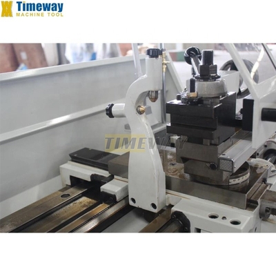 220/380V tensione Mini Torno Horizontale Gap letto Torno con 1930 * 760 * 1580mm Dimensioni