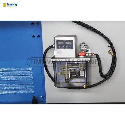 Torni a tornitura CNC a grande oscillazione a letto piatto con lunghezza massima del pezzo di lavoro 1500 mm