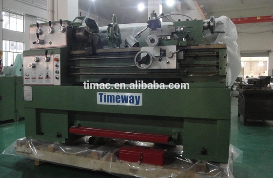 T-1440W 356mm Swing Horizontal Lathe Machine per operazioni di tornitura versatile dei metalli