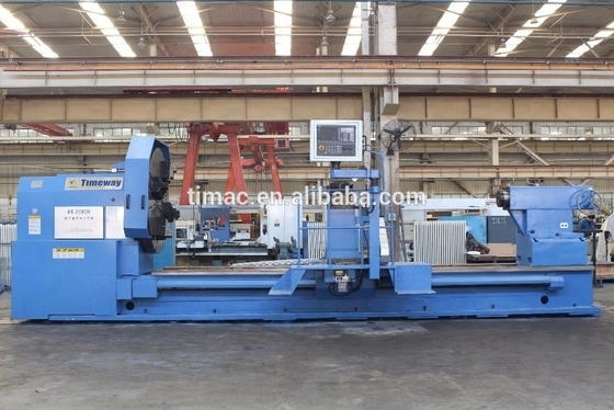 Sistema CNC SIEMENS Torno CNC gigante per la lavorazione di pezzi fino a 5000 mm di lunghezza