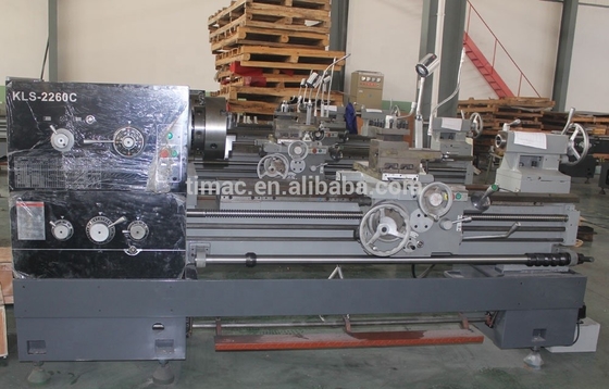 Aggiornare a 105mm Spindle Bore Universal Metal Center Lathe per prestazioni migliori