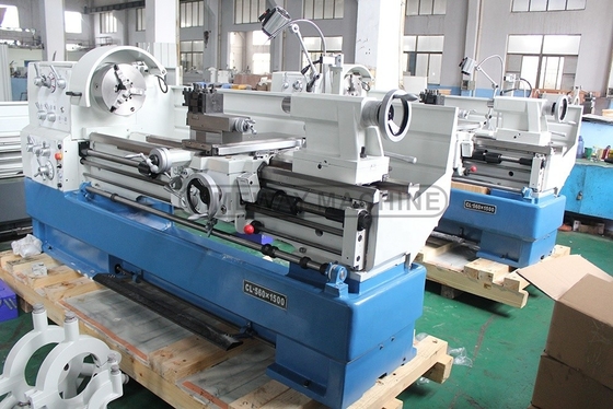 788mm Swing in Gap e Capacità di lavorazione Centrale universale Torniera con 2 assi DRO