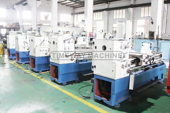 788mm Swing in Gap e Capacità di lavorazione Centrale universale Torniera con 2 assi DRO