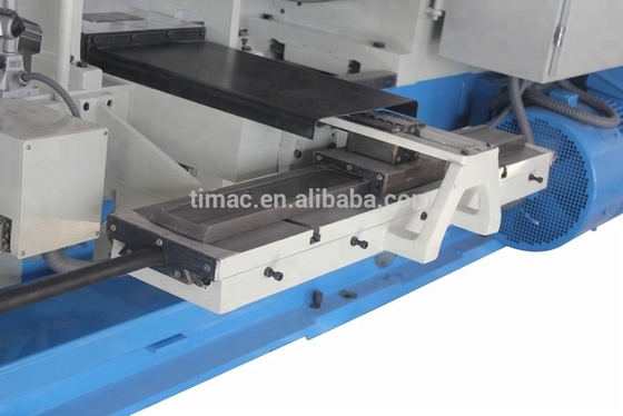 280 mm Fusole di foratura di olio Country Torno Q-280 10000 KG Peso per applicazioni industriali