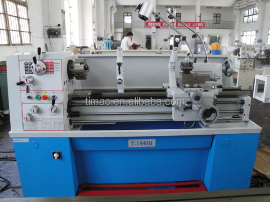 T-1440B Torno motore con testa di ingranaggio di precisione con diametro d'oscillazione di 220 mm