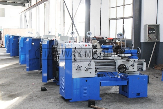 16 1600 giri al minuto Torno metallico ad alta precisione Mini Torno utensile con 1500 kg di peso
