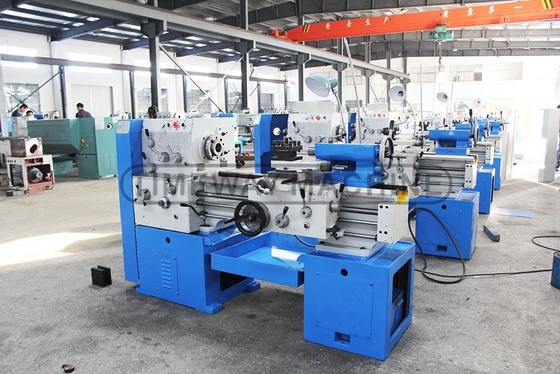 16 1600 giri al minuto Torno metallico ad alta precisione Mini Torno utensile con 1500 kg di peso