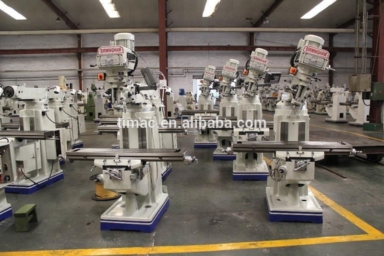 Macchina di fresatura a torretta verticale M250 a tensione personalizzata con motore a fusione da 2,25 kW
