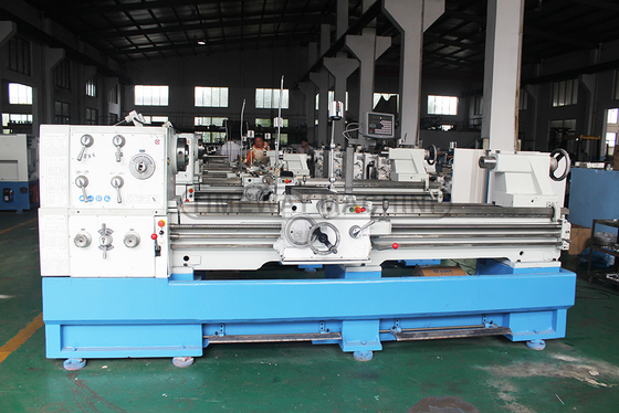 2720x1120x1700mm Universal Gap Bed Lathe o Torno CL-410 CL-460 Potenza del motore a fusione di 5,5 kW