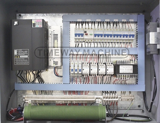 15kW Spindle Motor Power Oil Country Tube Lathe per lavori di alta precisione nel campo petrolifero