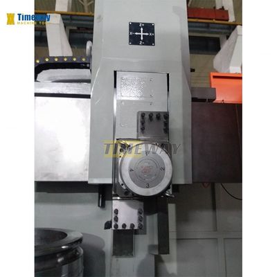 Centrale verticale della macchina CNC Centrale verticale del tornio tipo Larghezza del letto mm 200 mm