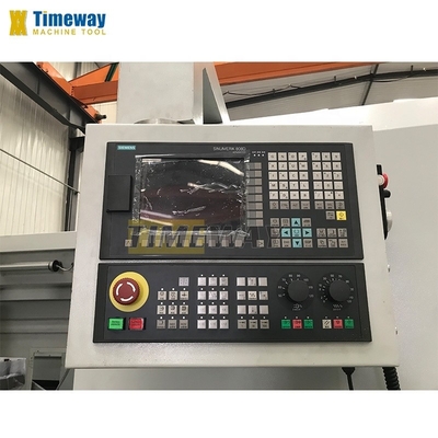 Sistema di controllo FANUC Torno CNC a olio con 9 tonnellate di peso