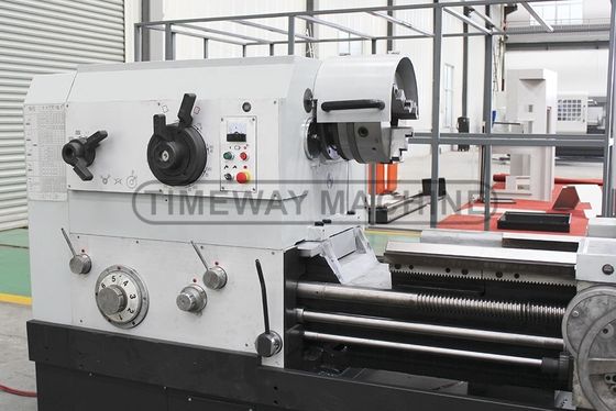 3900 KG Peso 3725x1473x1622 mm Motore a caldo Torniera Metallica per taglio di filo