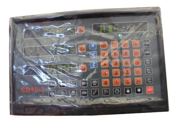 Torno meccanico universale di precisione di media portata con lunghezza massima del pezzo di lavoro 1000 mm