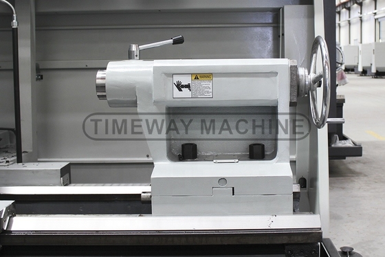 4-Stazione di strumento post QK-300F CNC Oil Country Torno Perfetto per il giro del filo del tubo