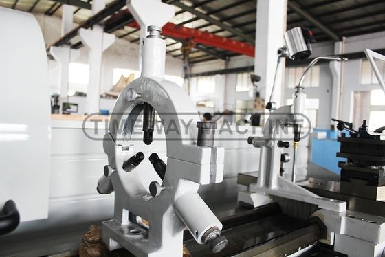 Metall Turning 410mm Swing Horizontal Lathe Machine Tool con e 0,01mm Rotondità