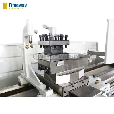 2200/2750/3250x1080x1370 Alta rigidità testa di ingranaggio macchina a tornio a letto aperto per il vostro laboratorio