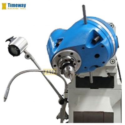 Fresatrice universale per la lavorazione dei metalli a testa girevole, tipo ginocchio, angolo della tavola di lavoro ± 360°