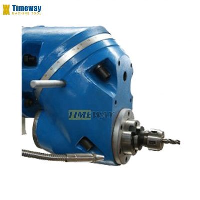 Fresatrice universale per la lavorazione dei metalli a testa girevole, tipo ginocchio, angolo della tavola di lavoro ± 360°