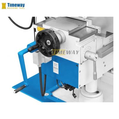 Fresatrice universale per la lavorazione dei metalli a testa girevole, tipo ginocchio, angolo della tavola di lavoro ± 360°