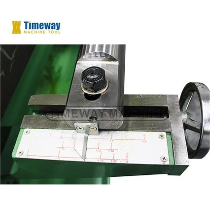 Potenza del motore a mandrino di 11 kW Q-225 Pipe Threading Lathe Machine con 1350/2850mm Z-axis Travel