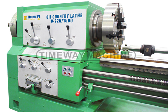 220 mm Larghezza del letto Paese del petrolio Torno a grande foratura per metallo Q-225 filo di tubo Torno orizzontale