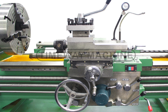220 mm Larghezza del letto Paese del petrolio Torno a grande foratura per metallo Q-225 filo di tubo Torno orizzontale