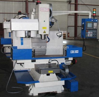 Capacità di lavorazione di alta capacità di lavoro pesante 2600kg CNC fresatrice KBM-1354B