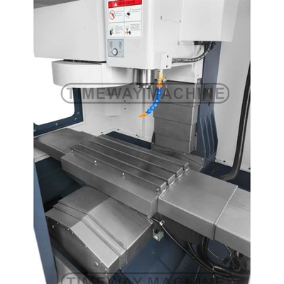 2400KG Peso Letto Tipo Verticale Fresatrice utensile XH7126 con 12 ATC Capacità
