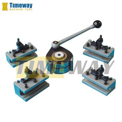 1000mm Distanza manuale di precisione di ingranaggio testa motore tornio con 330mm Max. Swing Over Bed