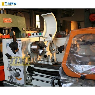 T Serie High Speed Precision Lathe Machine per il tornitura del metallo 1000mm Max.