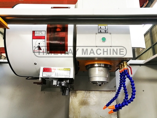 24 Strumenti ATC Capacità Verticale tipo fresatrice per centro di lavorazione su misura