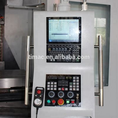 Tipo disco ATC 1360x700mm VMC Centro di lavorazione verticale per macchine di fresatura CNC ad uso pesante