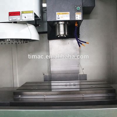 500 mm Spindle Travel VMC550 3-asse Lineare Ferrovia Verticale Centro di lavorazione CNC Machine