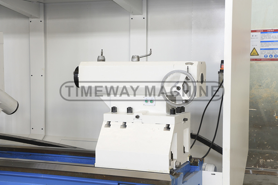 Torno automatico orizzontale per la tornitura di metallo con elevata precisione e percorrenza X asse di 700 mm