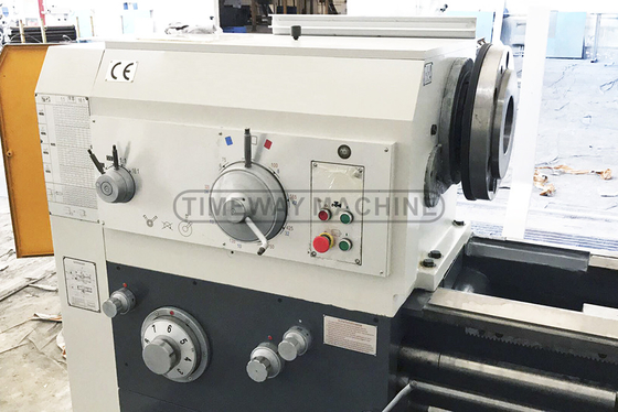 AL-800 La perfetta combinazione di durabilità e precisione in una tornia pesante