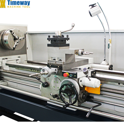 BL-660C Gap Bed Lathe Machine con lunghezza di torsione massima di 700/950/1450/1950/2950mm
