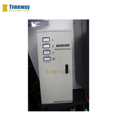 VMC650 VMC850 Macchina di fresatura CNC Centro di lavorazione verticale con capacità di carico 350