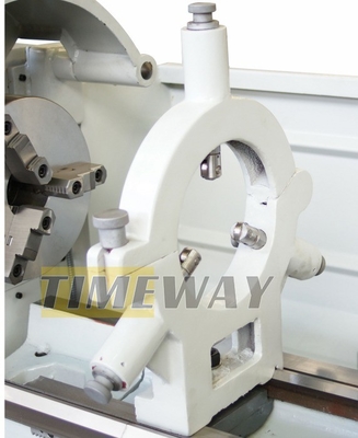 CM400 Lathe a letto orizzontale con altezza centrale di 205 mm e lunghezza di rotazione massima di 1000 mm