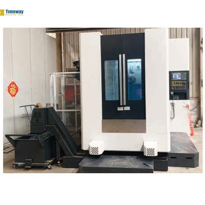 La lavorazione leggera è resa facile con un centro di lavorazione orizzontale ad alta precisione da 5500 kg