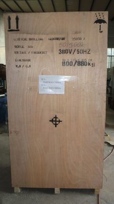 D-50A Peso della macchina di perforazione a pilastro KG 675 KG per applicazioni industriali pesanti