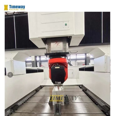 Requisiti del cliente Voltage Bridge Gantry Machining Center per lavori di precisione
