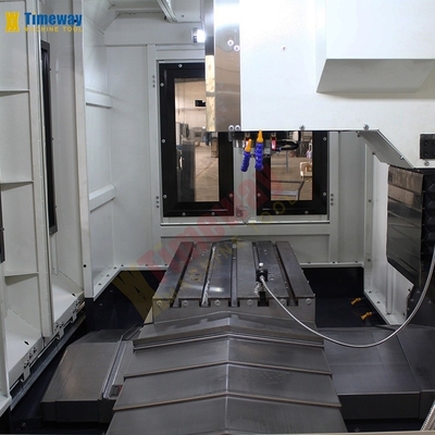 Centrale di lavorazione verticale CNC ad alta precisione 4.2 T per applicazioni di lavorazione dei metalli