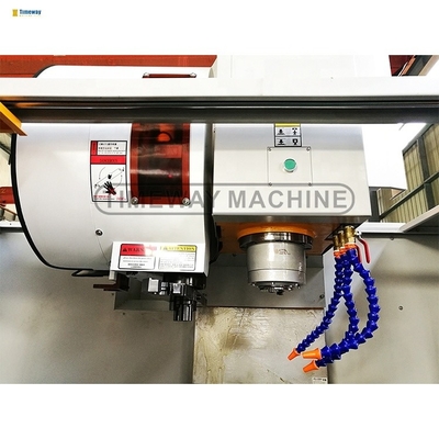 Centrale di lavorazione verticale CNC con controllore FANUC ± 0,008 mm di precisione di posizionamento