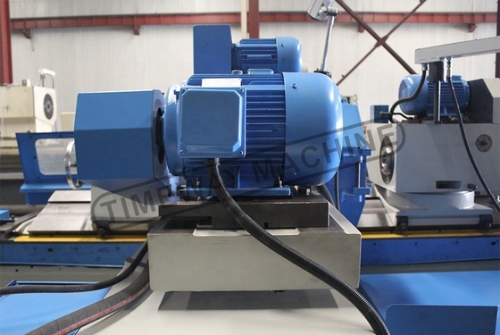 Macchina di rettifica cilindrica universale da 15 kW per applicazioni versatili