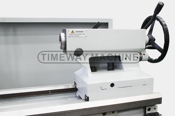 Torno a letto metallo BL-500C/2000 con 36-1600 giri al minuto velocità di fusione e 500 oscillazione sul letto