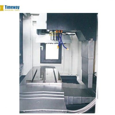 Centro di lavorazione verticale VMC650 ad alta precisione con percorso longitudinale di 650 mm online