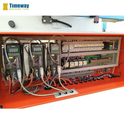 Scopri la potenza di una macchina di rettifica idraulica a cilindrata di 200x20x31,75 mm