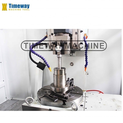Macchine per slot verticali CNC di piccole dimensioni 460*320mm Tavolo da lavoro Viaggio KND1000M Controllo